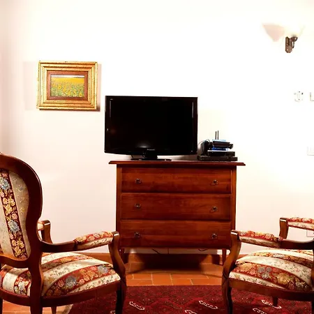 Villa La Mucchia - Viola Apartment