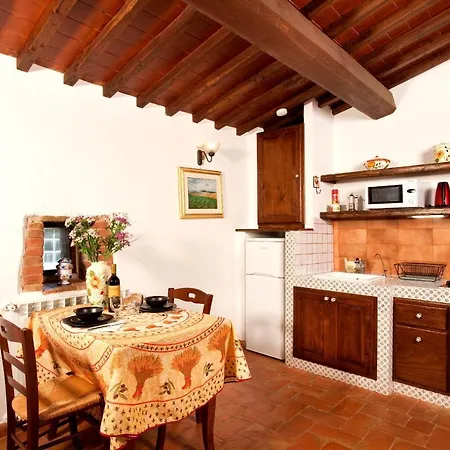Apartment Villa La Mucchia - Viola